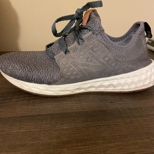 Gray Men’s New Balance Shoes Size 8.5